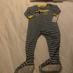 Carter’s brand new footie pajamas